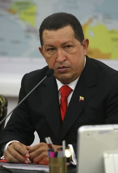 800px hugo chávez  02 04 2010 z0q1rg - Eugenol