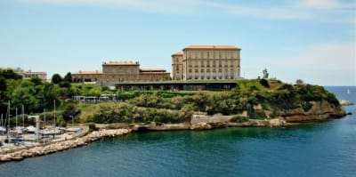 Palais pharo monument tourisme 696x346 q0qk0n - Eugenol