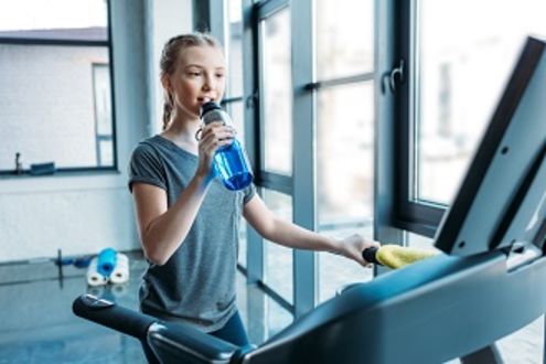 girl on treadmill