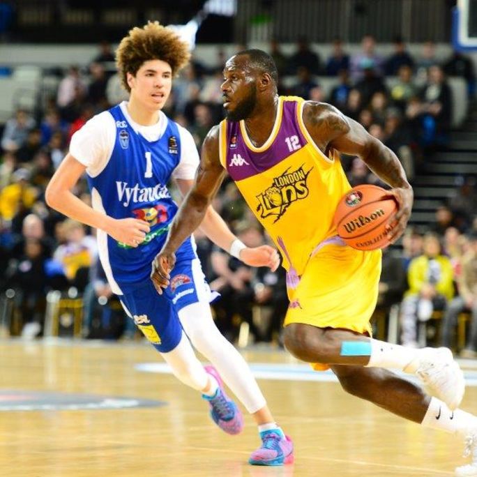 Basketball.jpg Basketball.jpg