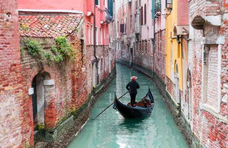 Explore Venice Italy - Click to discover attractions and highlights