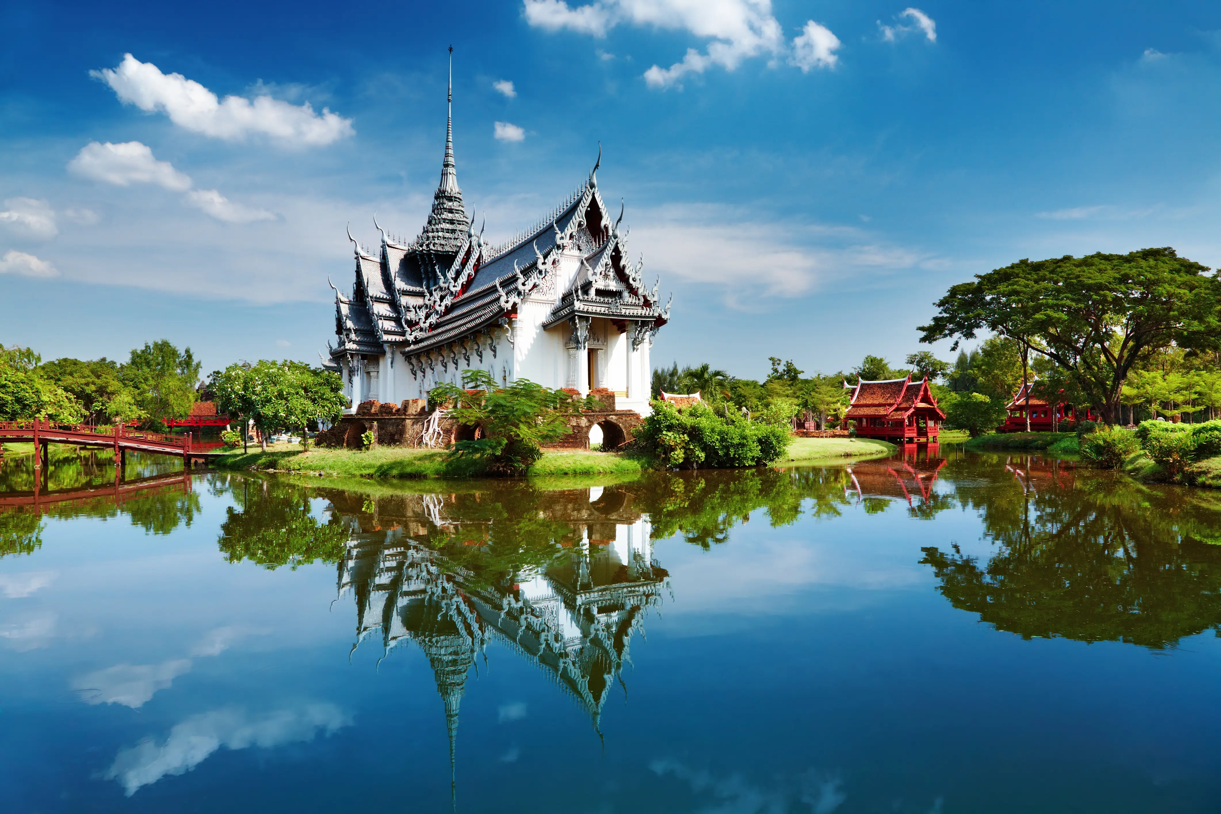 Muang Boran Overlooking the Lake in Bangkok