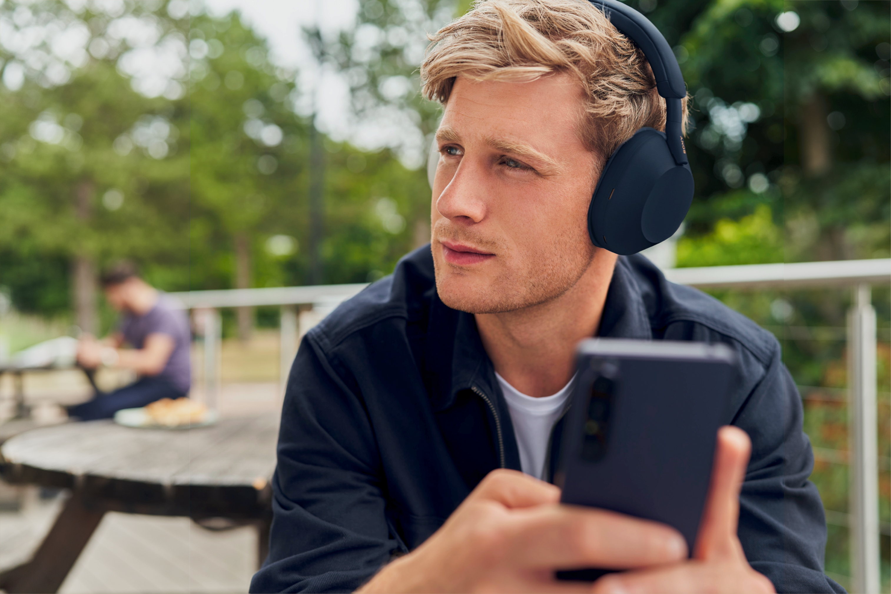 Alquila Auriculares inalámbricos Sony WH-1000XM5 con cancelación de ruido  desde 16,90 € al mes