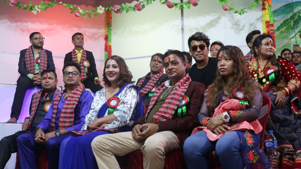 दोहोरी बिजेतालाई ठुलो अवसर आलाप दोहोरी प्रतियोगिता २०७७/७८ को सुरुवात