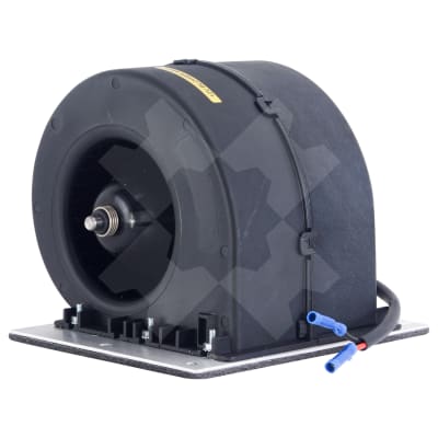 EVAPORATOR BLOWER ASSEMBLY, SINGLE, A/M VERSION OF OE BOSCH, 12V, JOHN DEERE, PLASTIC CASE, SIDEWINDER
