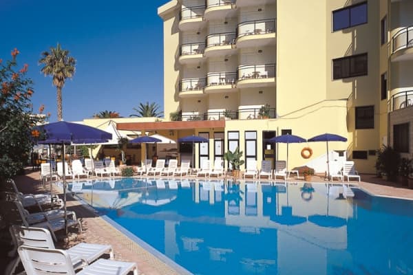 Sardinia Hotel Pina