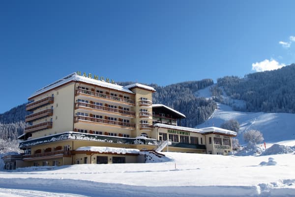 Hotel Harfenwirt, Niederau, Austria