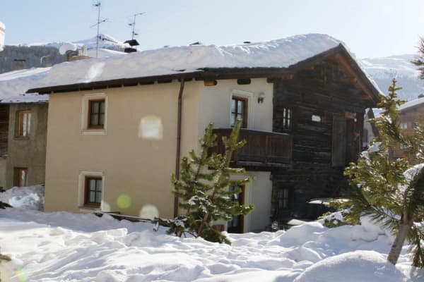Livigno Ski Apartments,Copper Face Jacks Ski Trip