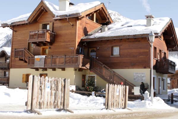 Livigno Ski Apartments,Copper Face Jacks Ski Trip