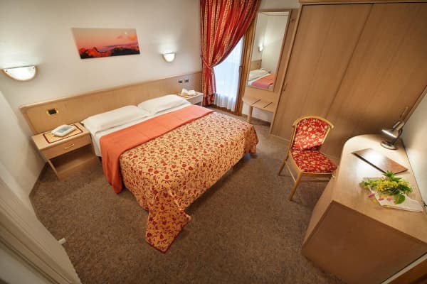 Hotel Steinbock,Copper Face Jacks Ski Trip