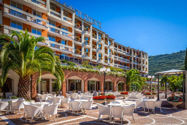 Hotel Savoy Palace,Riva