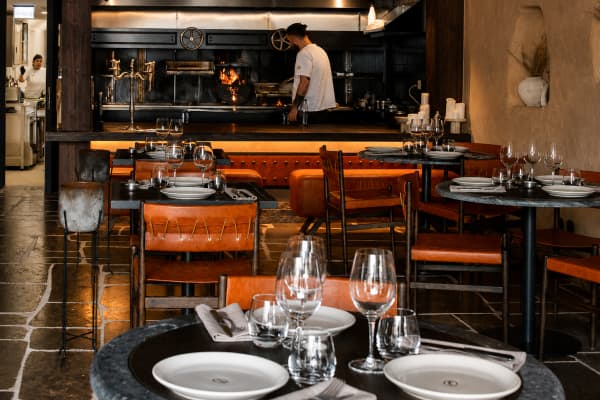 Hotel Inspira Santos / Holiday Inn Porto Gaia,Lisbon and Porto