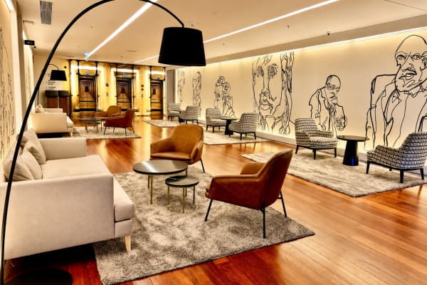 Hotel Inspira Santos / Holiday Inn Porto Gaia,Lisbon and Porto