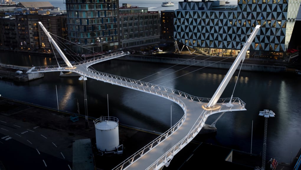 Aerial view of the Varvsbron bridge