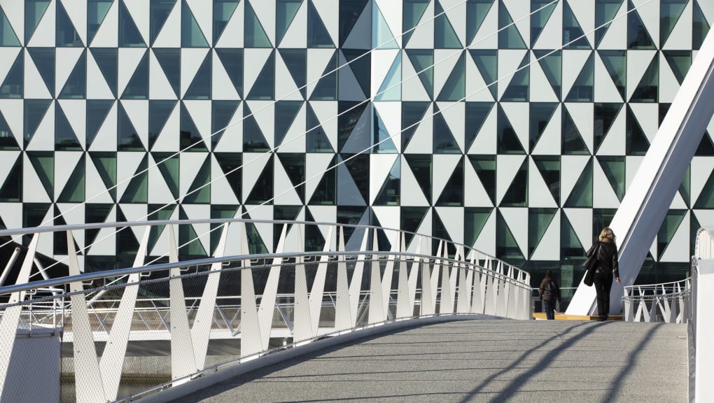 Exterior view on the Varvsbron bridge