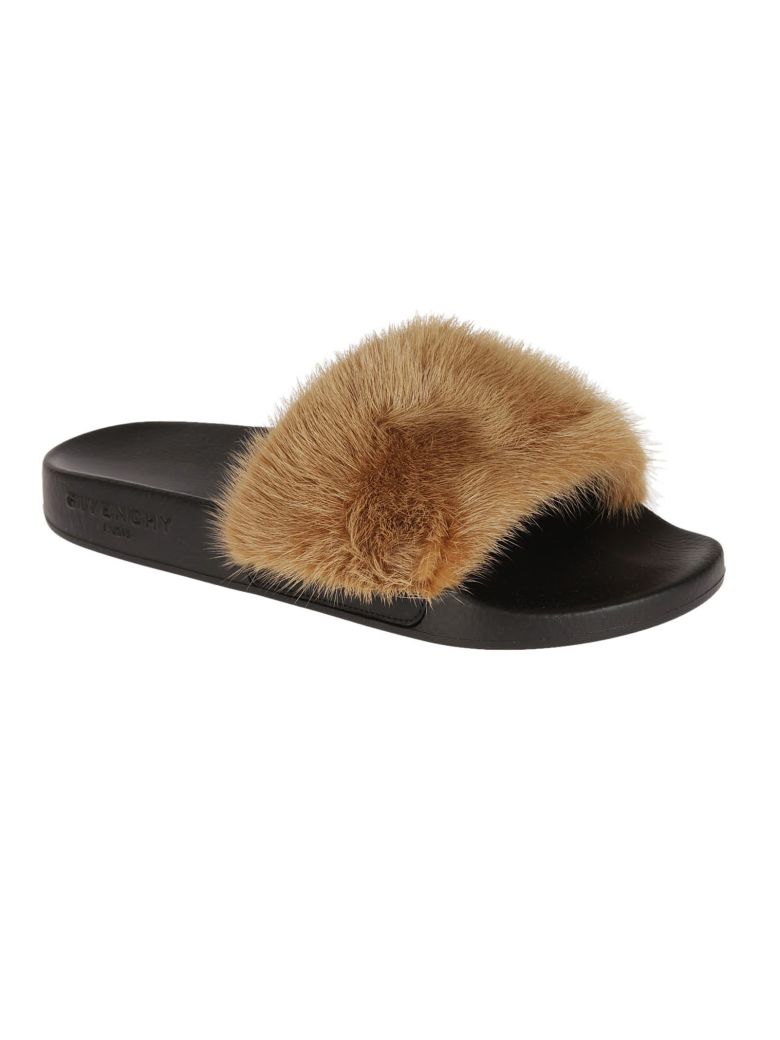 tan rubber slides