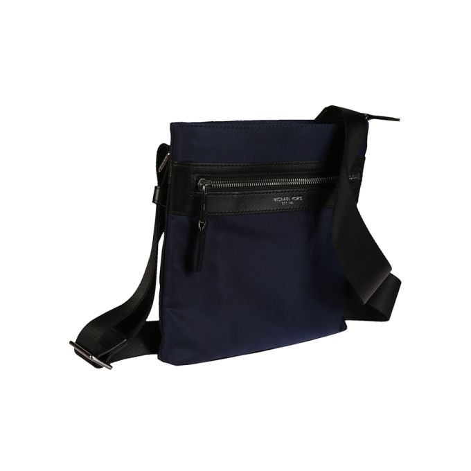 Michael Kors Small Kent Shoulder Bag展示图