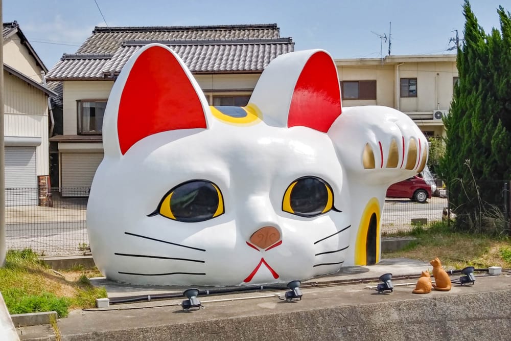 Tokoname's Lucky Cat Street | Japan's Local Treasures Tokoname's Lucky Cat Street | Japan's Local Treasures