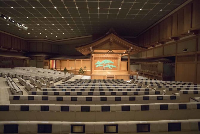 New National Theatre Tokyo | Travel Japan - Japan National Tourism  Organization (Official Site)