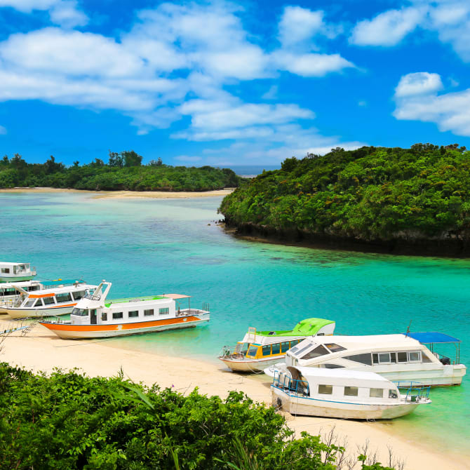 Kabira Bay Glass Bottom Boats