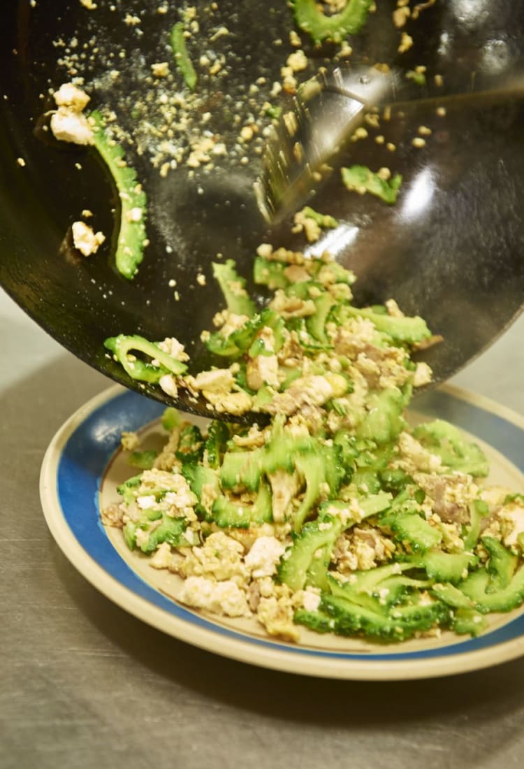 Traditionelles Essen Auf Okinawa Japan Reisen Japanische Fremdenverkehrszentrale Jnto