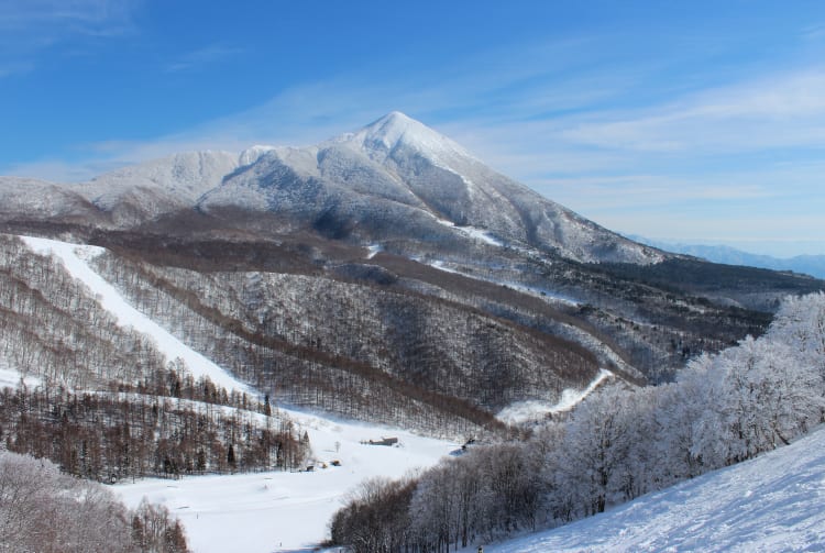 lake inawashiro-ko area