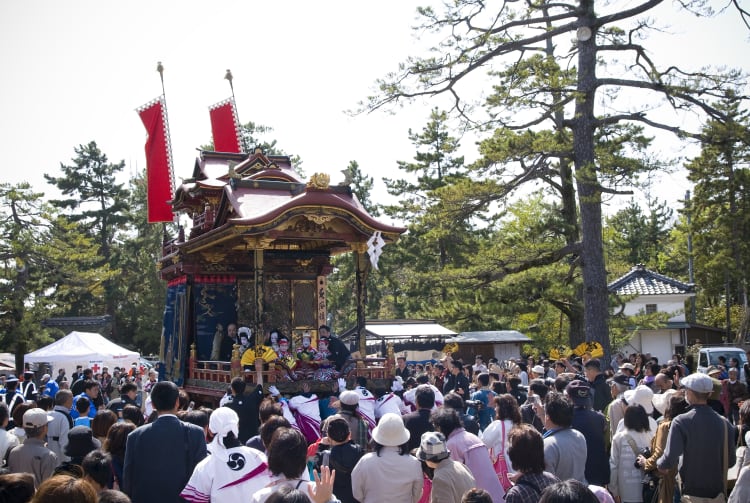 Nagahama Hikiyama Festival