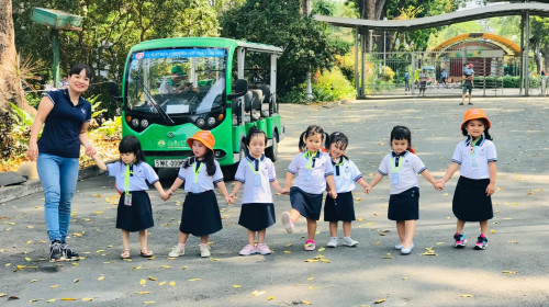 CÙNG CÁC CƯ DÂN THÀNH PHỐ KHÁM PHÁ “THẾ GIỚI ĐỘNG VẬT” HOANG DÃ