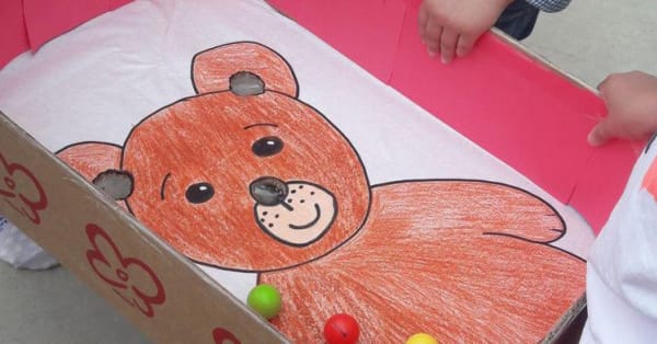 Sáng tạo trò chơi trí tuệ tại nhà cho bé