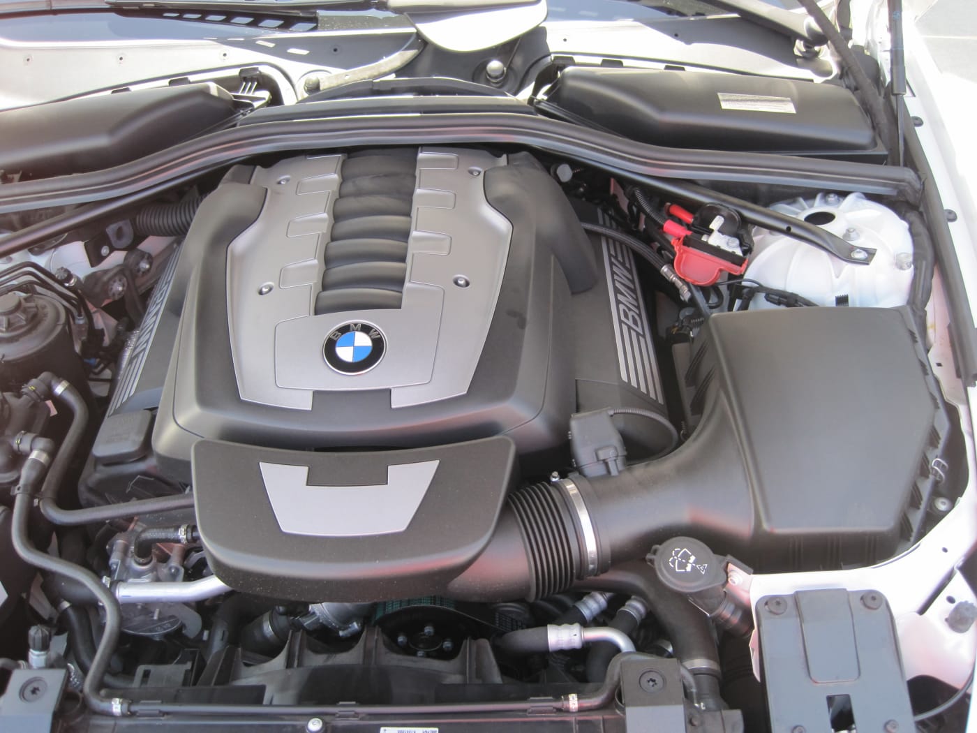 2011 BMW 650i 4.8L V8 Gas Air Filter