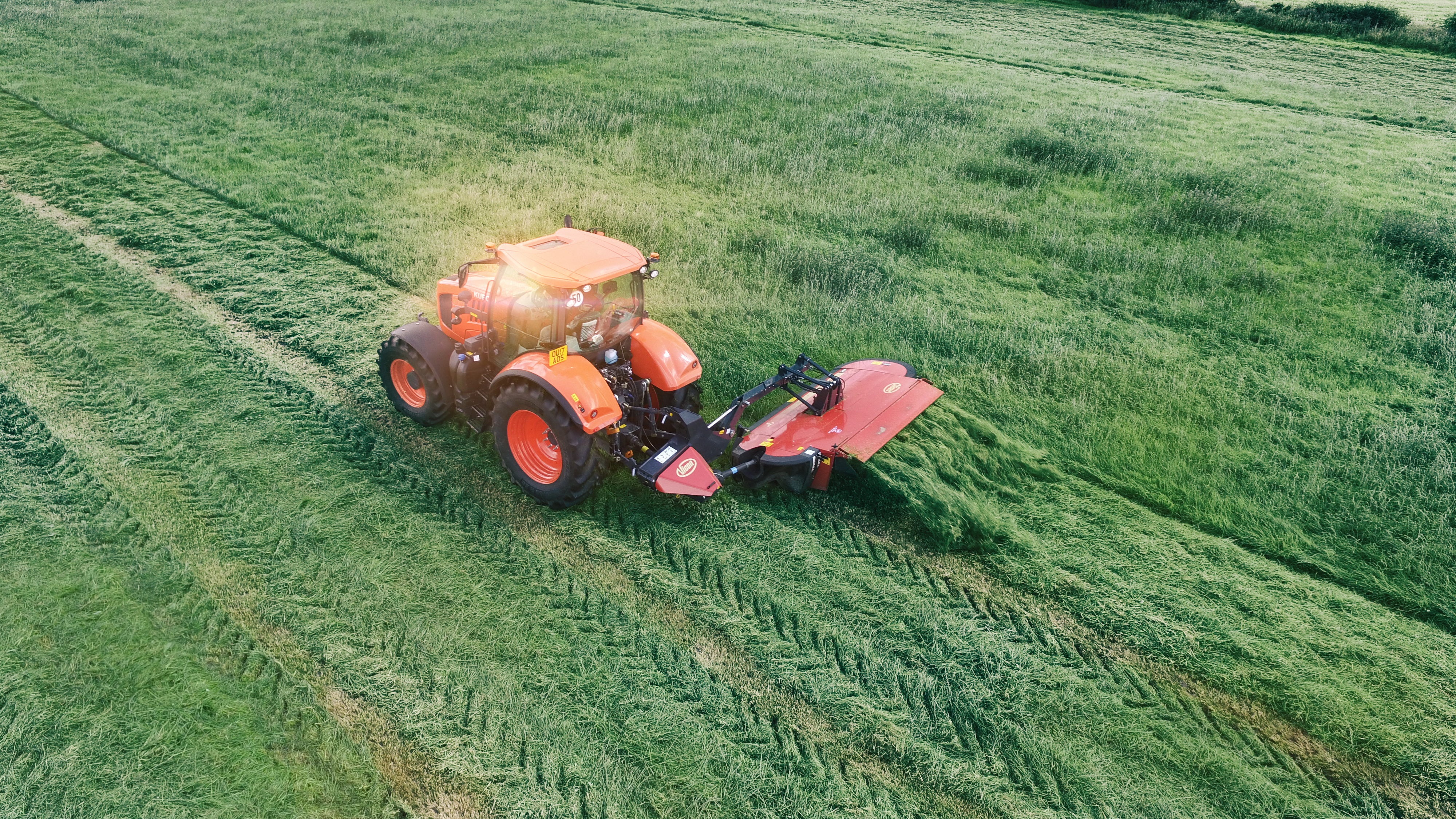Mower Conditioners - VICON EXTRA 736T VARIO- REAR MOUNTED MOWER CONDITIONERS, Machine of the year 2017, optimal ground preasure and vertical transport solution for safe and efficient movement