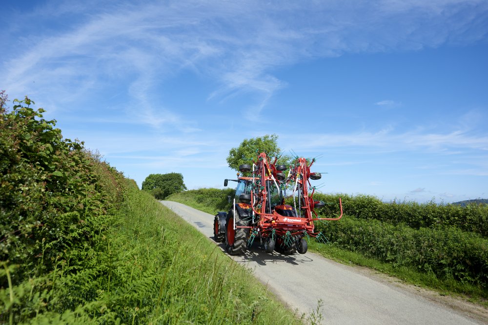 Kverneland 8590