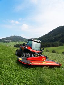 Plain Mowers - VICON EXTRA 324F ALPIN - FRONT MOUNTED ALPINE DISC MOWER, made for mountain regions and hilly conditions with its stable gravity point and excellent visibility