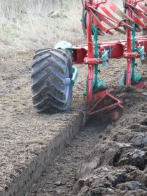 Kverneland Packomat, perfect seedbed while ploughing, kvernelands unique steel provides light and robust implement