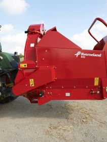 Bale Choppers - Feeders, Kverneland 852, made for working with straw, carry two bales in one go, easy loading of bales