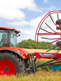Double rotor rakes - Kverneland 9464M, compact and safe transportation