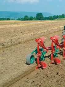 Kverneland Packomat, perfect seedbed while ploughing, kvernelands unique steel provides light and robust implement