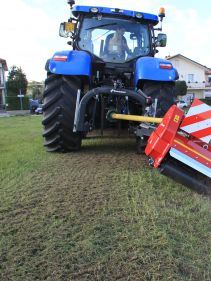 Choppers - Kverneland Chopper FRD, front and rear mounting also easy to operate