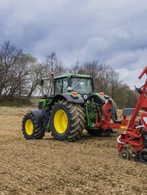 Kverneland optima TFprofi, high performance and reduced tractor power requirement