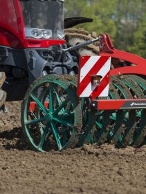 Packers - Kverneland Front Soil Packer, optimal productivity, robust and easy to maneuver during operating on field