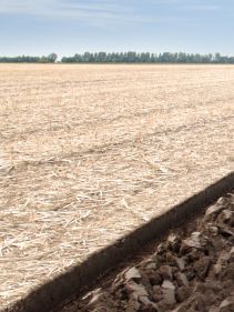 Kverneland Packomat, perfect seedbed while ploughing, kvernelands unique steel provides light and robust implement