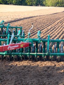 Kverneland Packomat, perfect seedbed while ploughing, kvernelands unique steel provides light and robust implement