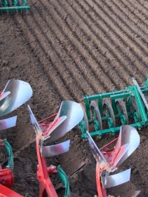 Kverneland Packomat, perfect seedbed while ploughing, kvernelands unique steel provides light and robust implement