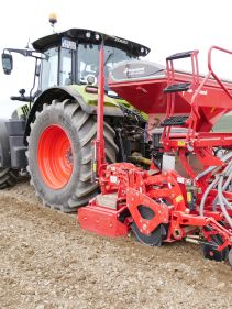 Kverneland e-drill maxi pluss, combined grain and fertilizer model