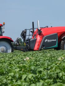 Trailed Sprayers - Kverneland iXtrack T4, effective, precise, stable and easy on field