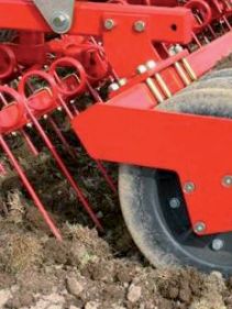 Kverneland CTC Cultivator performs perfect mixing and levelling with reduces maintenance