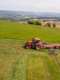 Four Rotor Rakes - VICON ANDEX 1304 PRO, super efficient in use during field operation with ISOBUS option