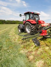 Double Rotor Rakes - VICON ANDEX 705 EVO - 705 VARIO, high performance and TerraLink Plus cardanic rotor providing improved quality of forage