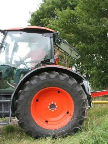 Choppers - VICON BROMEX M PLUS, suitable for road maintenance, clearing out field edges, ditches and hedges. High performance with front and rear choppers