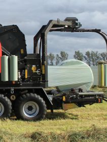 Fixed Chamber Baler-Wrapper combinations - VICON RF 4325 FLEXIWRAP, efficient and productive bale transfers with satelite twin wrapper